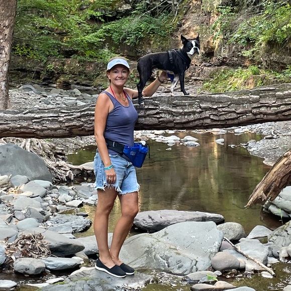 Meet your Posher, Kathy - Picture 7 of 12